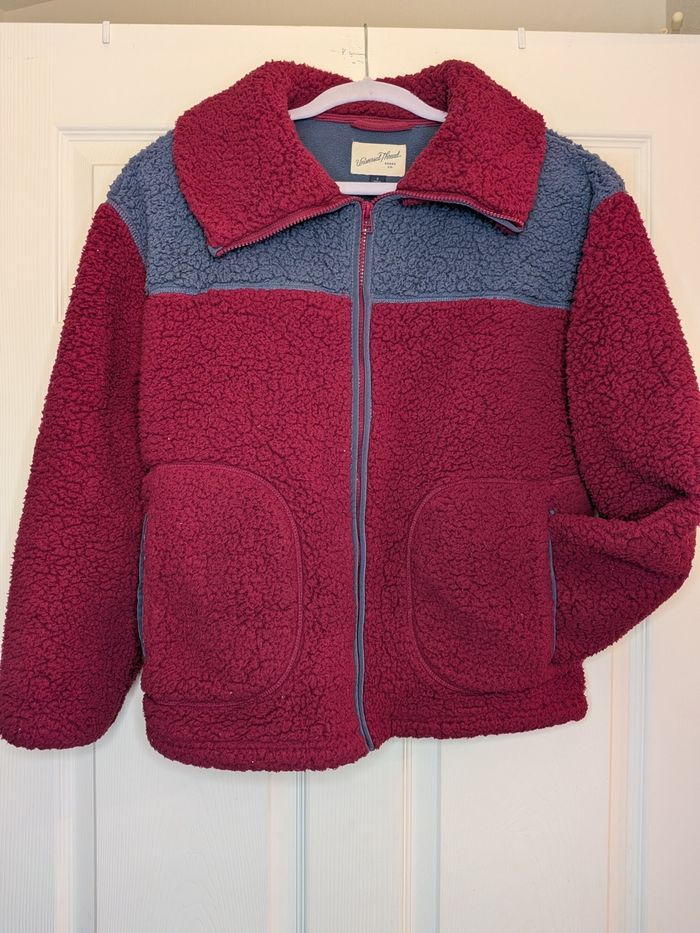 Universal Thread Colorblock Sherpa Fleece Jacket Burgundy Blue S